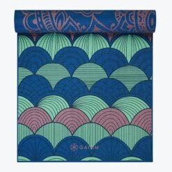 Gaiam Premium Metallic Reversible Scalloped Ink Yoga Mat (6mm) -Yoga Spirit Shop 05 63956 6MM PREMIUM REVERSIBLE YOGA MAT SCALLOPED INK METALLIC REV A