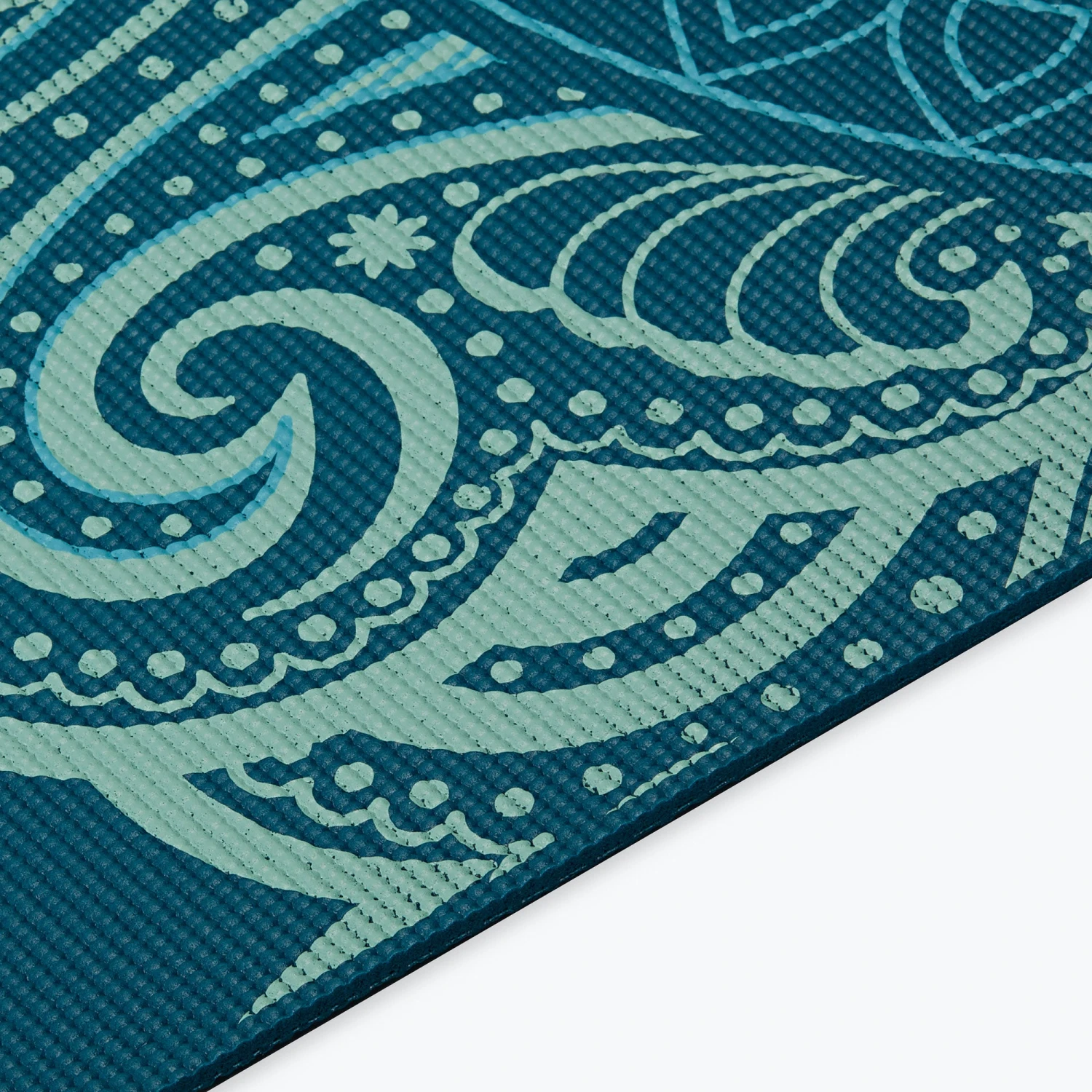 Gaiam Premium Reversible Seaglass Yoga Mat (6mm) 9 Gaiam Premium Reversible Seaglass Yoga Mat (6mm) - Image 7