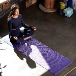 Gaiam Classic Yoga Mat (4mm) - Purple Lattice -Yoga Spirit Shop 05 64747GAIAMCLASSICYOGAMAT4MMPURPLELATTICE1