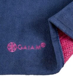 Gaiam Grippy Yoga Mat Towel Estate Blue/Fuchia Red -Yoga Spirit Shop 1740226723875 estatebluefuchiared 4a