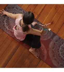 Gaiam Metallic Sunset Yoga Mat 68" 6mm 10 Gaiam Metallic Sunset Yoga Mat 68" 6mm -Yoga Spirit Shop 1741807910947 metallicsunset 4a