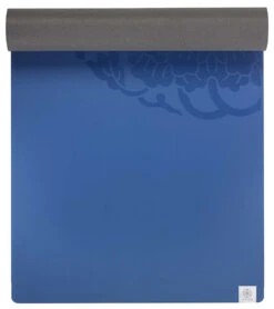 Gaiam 5mm Dry Grip Yoga Mat 2.0 -Yoga Spirit Shop 6608068182059 blue 3a 1