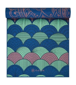 Gaiam 6mm Premium Reversible Yoga Mat Scalloped Ink 11 Gaiam 6mm Premium Reversible Yoga Mat Scalloped Ink -Yoga Spirit Shop 6608070148139 scallopedink 5a