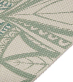 Gaiam 5mm Printed Yoga Mat Vintage Green Point -Yoga Spirit Shop 7093247017003 vintagegreenpoint 4a